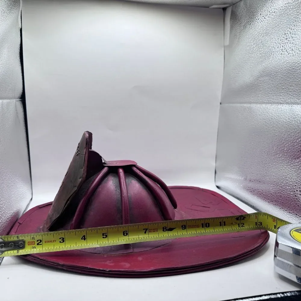 Vintage metal fire chiefs hat decor red‎